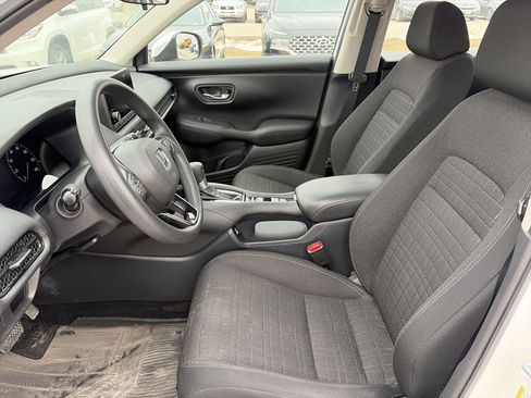 Certified 2023 Honda HR-V LX image 16