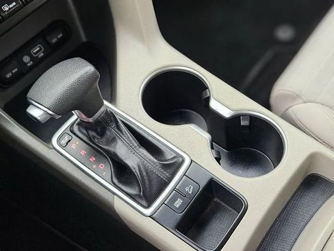 Used 2018 Kia Sportage LX image 26