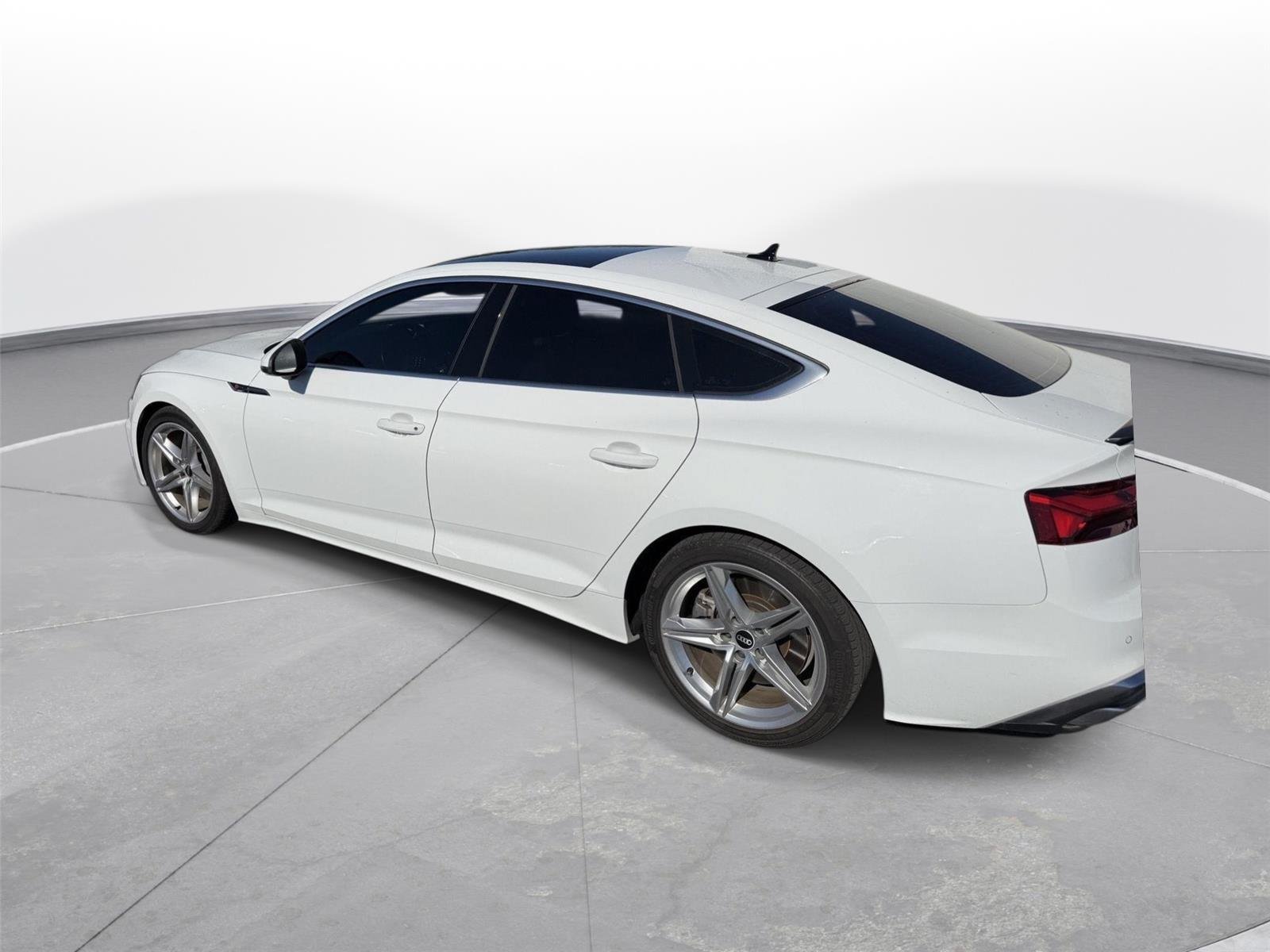 Used 2021 Audi A5 2.0T Premium Plus w/ Premium Plus AWD/4WD image 2