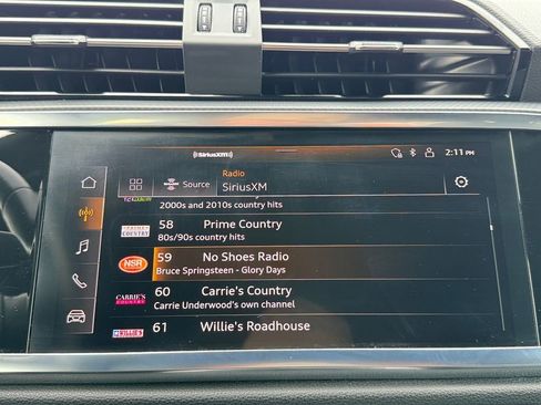 Used 2024 Audi Q3 2.0T Premium image 14