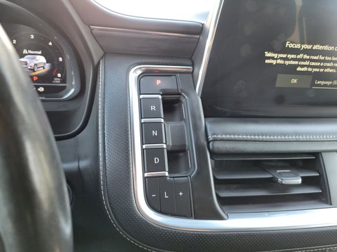 Used 2022 GMC Yukon SLT w/ SLT Premium Package RWD image 21