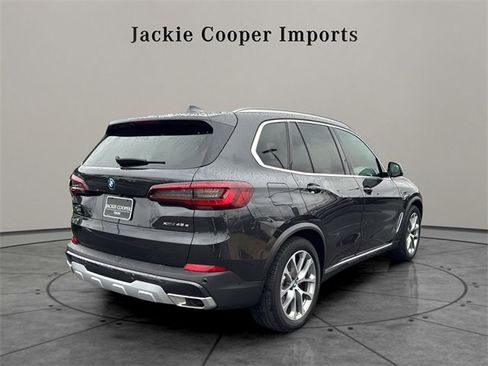 Used 2023 BMW X5 xDrive45e w/ Executive Package image 5