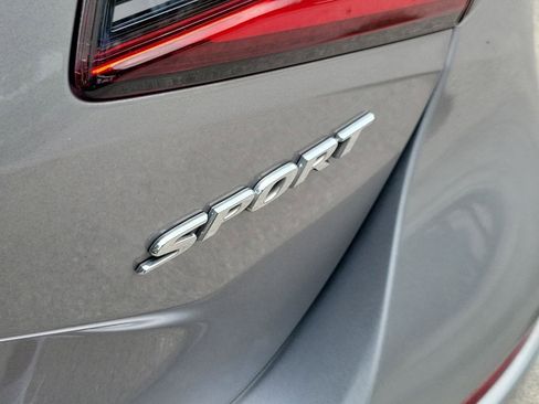 Used 2024 Honda Civic Sport image 7