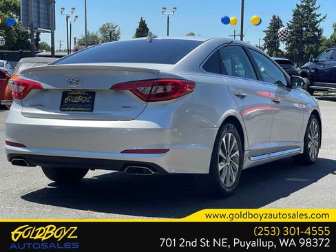 Used 2015 Hyundai Sonata Sport w/ Option Group 04 FWD image 4