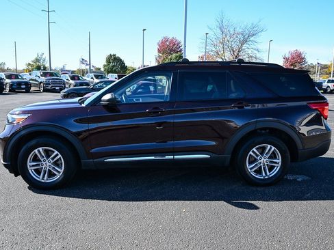 Certified 2023 Ford Explorer XLT w/ Equipment Group 202A image 8