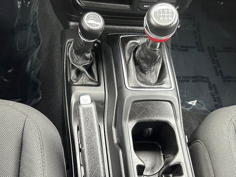 Used 2021 Jeep Wrangler Unlimited Sport image 16