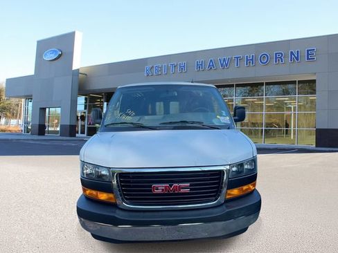 Used 2025 GMC Savana 2500 w/ Driver Convenience Package RWD image 2