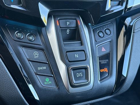 Used 2024 Honda Odyssey Elite image 16