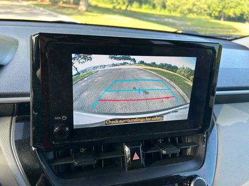 Used 2023 Toyota Corolla Cross L FWD image 25