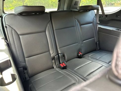 Used 2024 GMC Yukon XL Denali w/ Advanced Technology Package AWD/4WD image 51
