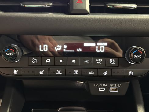 New 2026 Subaru Outback Touring XT image 31