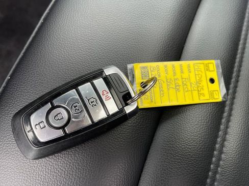 Used 2024 Ford Edge SEL w/ Convenience Package AWD/4WD image 23