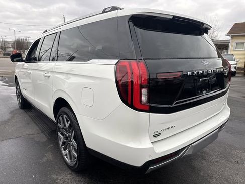New 2025 Ford Expedition Max Platinum w/ Platinum Ultimate Package AWD/4WD image 6