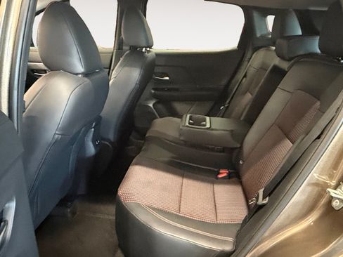 Used 2026 Nissan Kicks SR FWD image 24