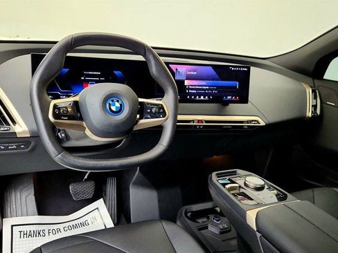 Used 2025 BMW iX xDrive50 w/ Premium Package AWD/4WD image 11