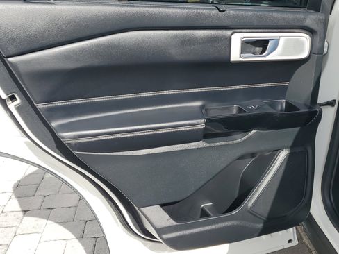 Used 2022 Ford Explorer ST w/ Equipment Group 401A image 10