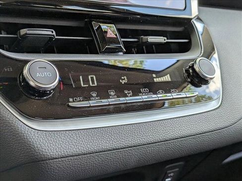 Used 2025 Toyota Corolla LE image 8