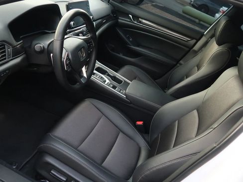 Used 2022 Honda Accord Sport image 14