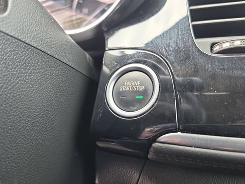Used 2019 Buick Encore Sport Touring FWD image 27