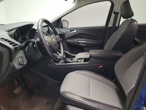 Used 2018 Ford Escape SE w/ SE Sport Appearance Package AWD/4WD image 17