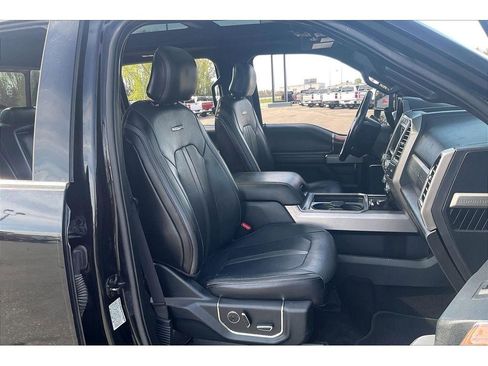 Used 2017 Ford F350 Platinum w/ Platinum Ultimate Package AWD/4WD image 8