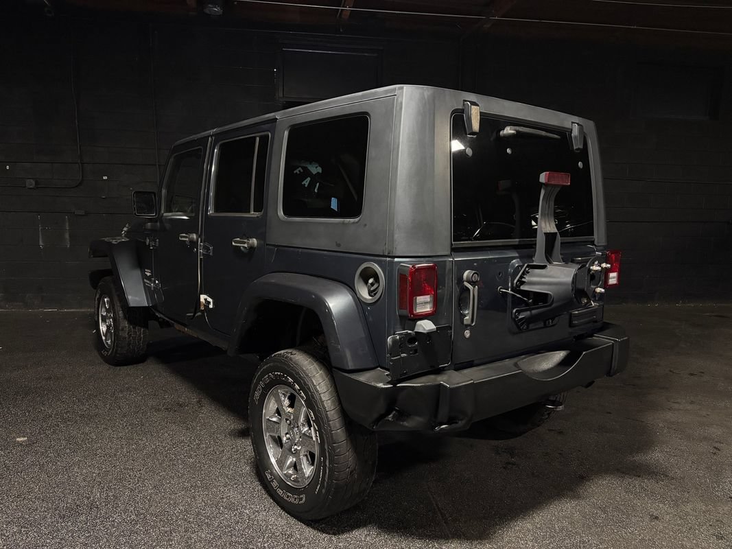 Used 2007 Jeep Wrangler Unlimited Sahara AWD/4WD image 4