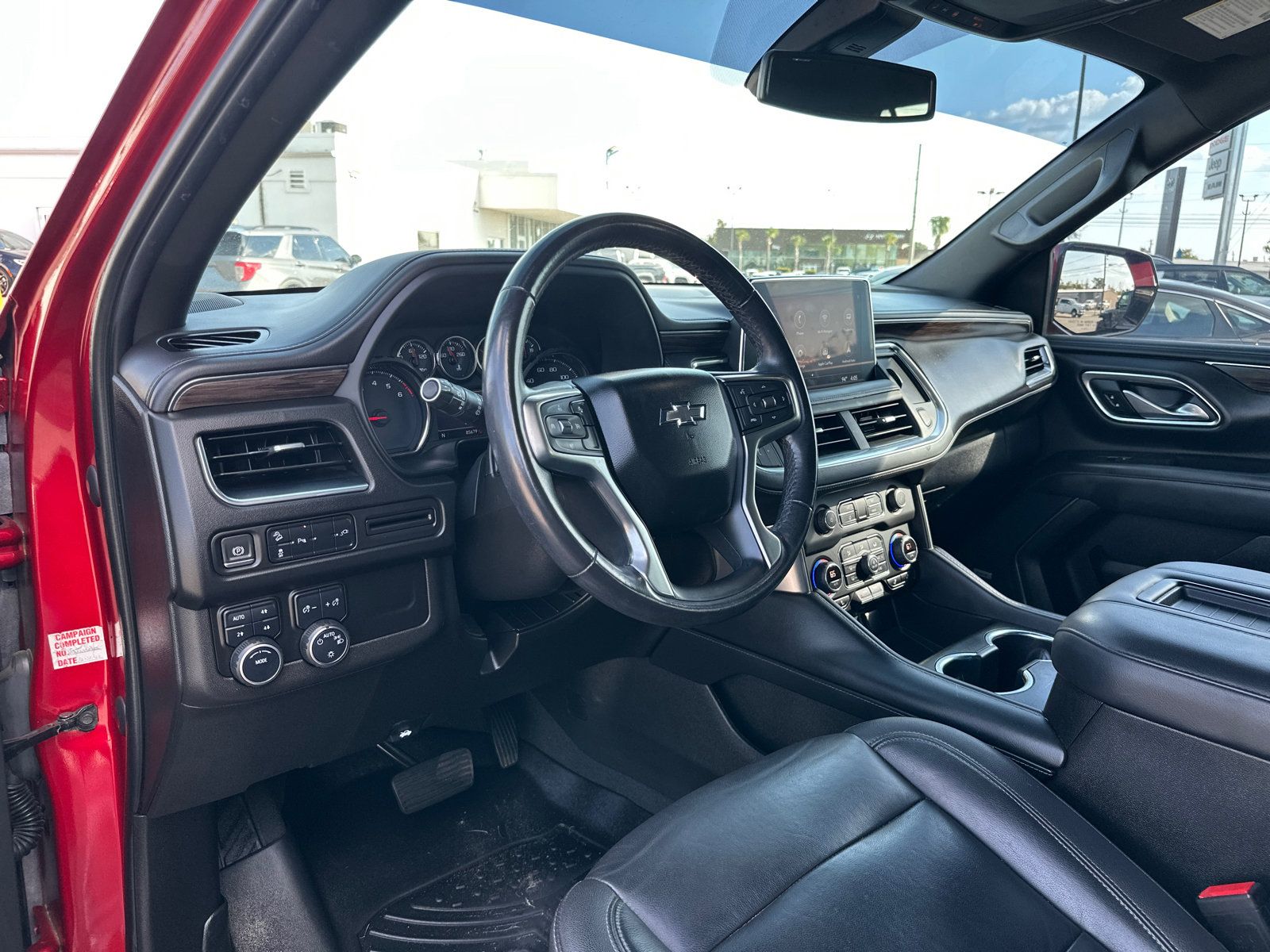 Used 2021 Chevrolet Suburban Z71 AWD/4WD image 12