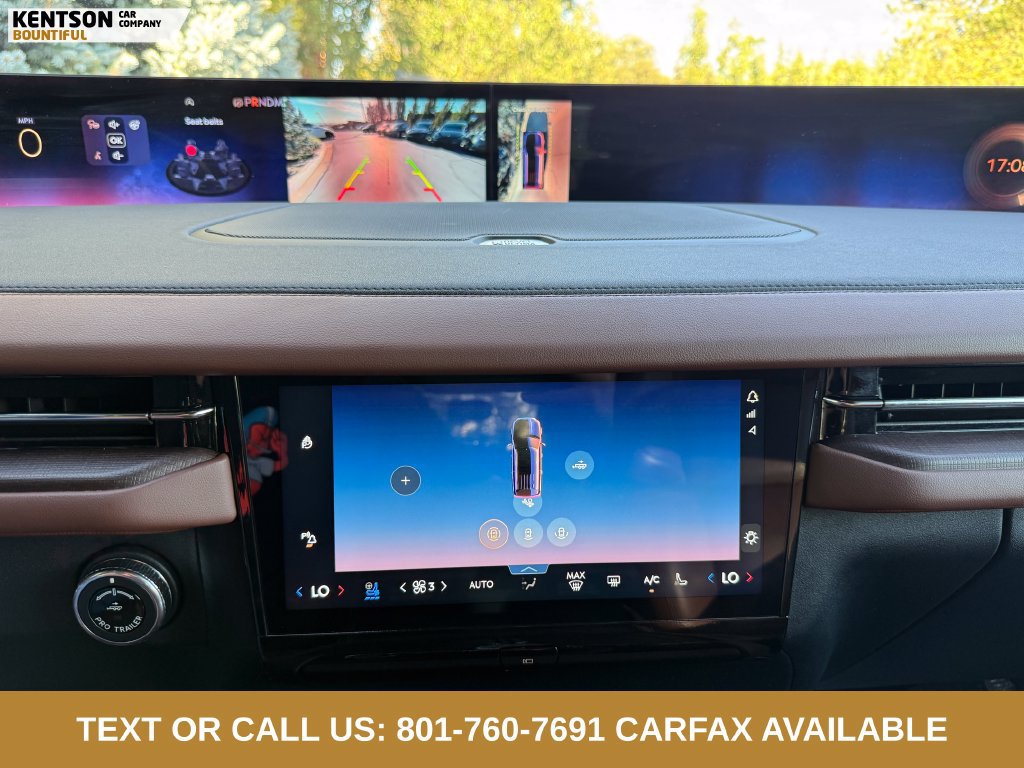 Used 2025 Lincoln Navigator Reserve AWD/4WD image 20