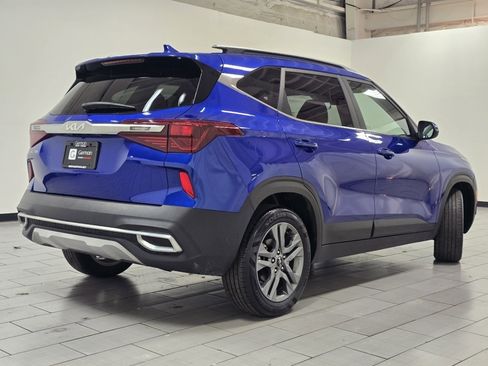 Used 2023 Kia Seltos S w/ Navigation Package image 13