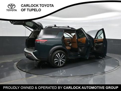 Used 2025 Nissan Pathfinder Platinum AWD/4WD image 53