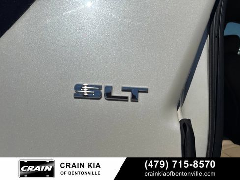 Used 2012 GMC Acadia SLT FWD image 8