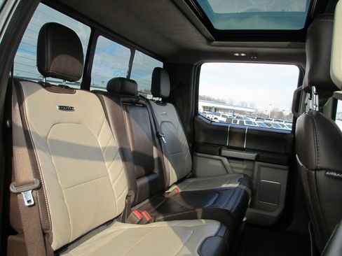 Used 2019 Ford F350 Limited image 21