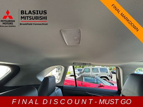 Used 2023 Toyota RAV4 Limited image 33