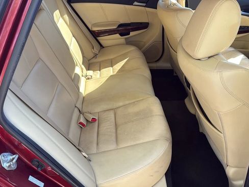 Used 2010 Honda Crosstour EX-L image 19