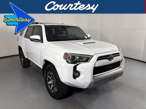 Used 2024 Toyota 4Runner TRD Off-Road Premium w/ Moonroof Package AWD/4WD image 1