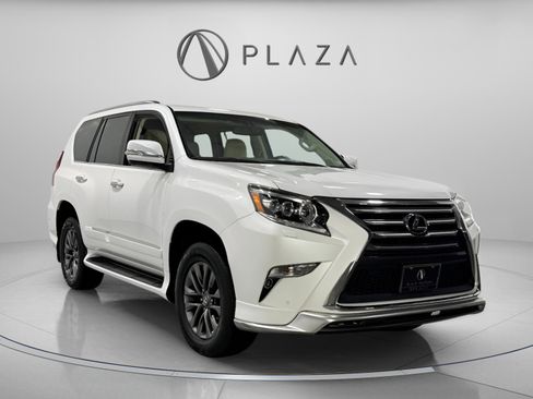 Used 2018 Lexus GX 460 image 7
