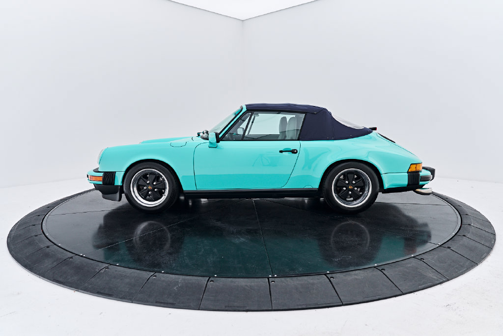 Used 1988 Porsche 911 Carrera RWD image 6