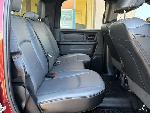 Used 2024 RAM 2500 Tradesman w/ Chrome Appearance Group image 37