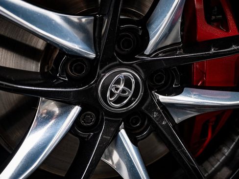 Used 2020 Toyota Supra Premium w/ Driver Assist Package image 8