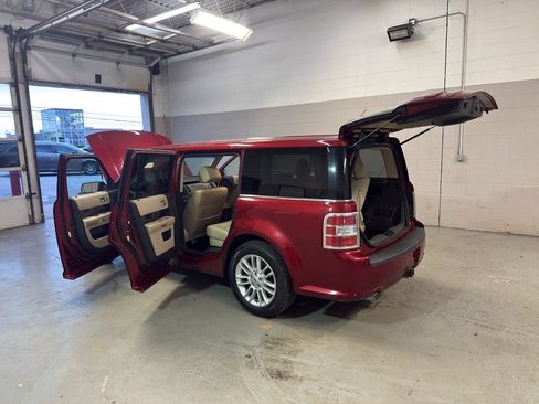 Used 2013 Ford Flex SEL AWD/4WD image 10