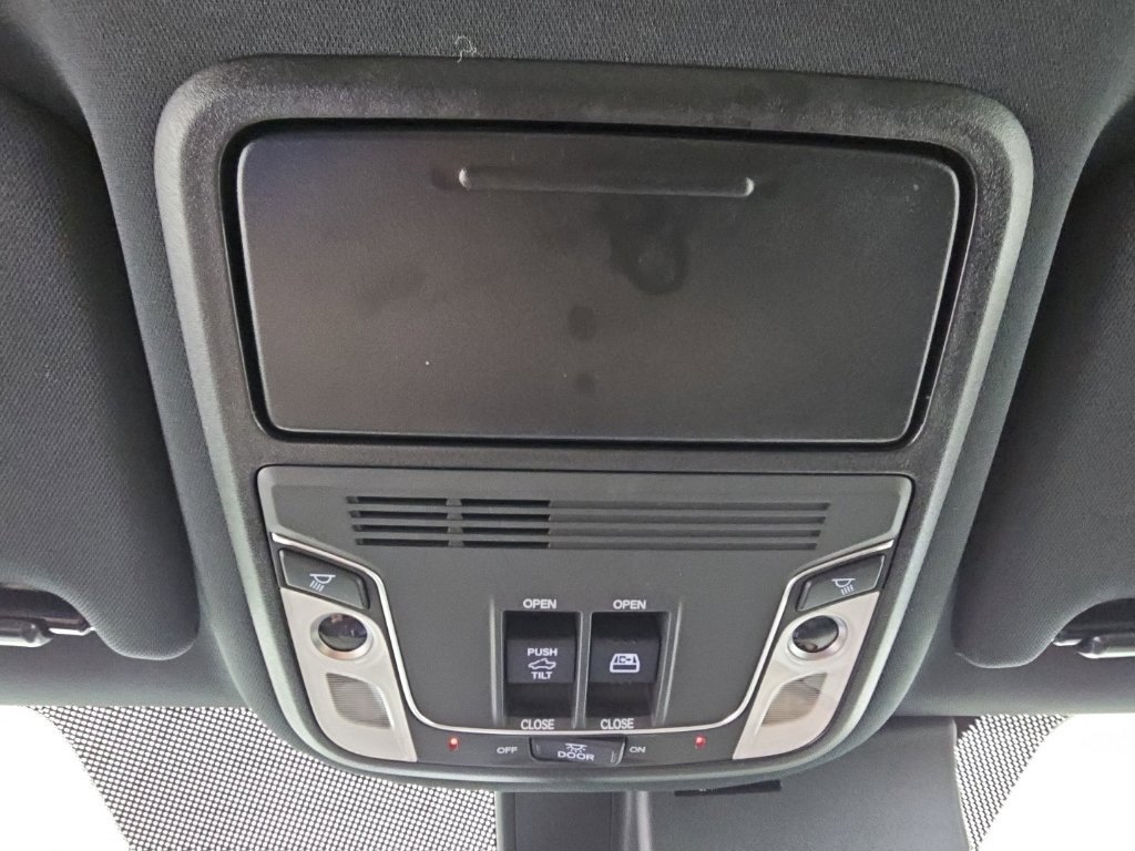 Used 2025 Honda Ridgeline Black Edition image 24