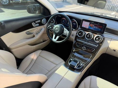 Used 2021 Mercedes-Benz C 300 4MATIC Sedan w/ Premium Package image 40