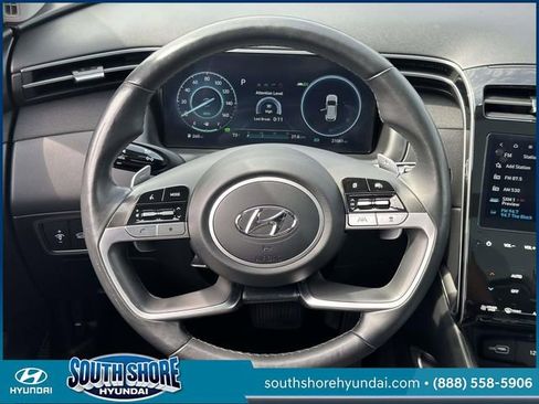Certified 2023 Hyundai Tucson Limited AWD/4WD image 16