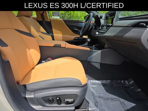 Used 2025 Lexus ES 300h w/ Premium Package FWD image 10