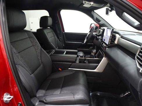Used 2025 Toyota Tundra Limited image 14