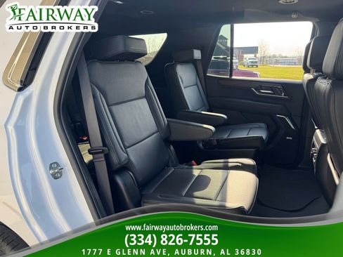 Used 2025 GMC Yukon Denali image 13