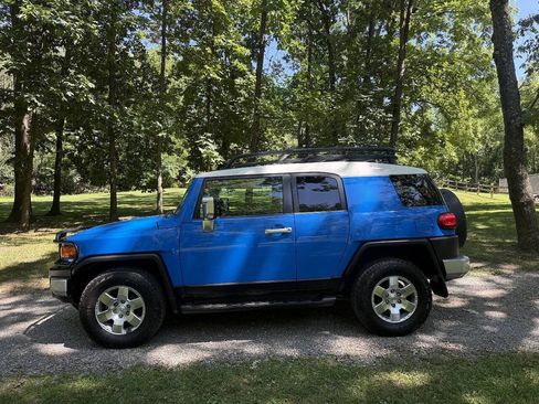 Used 2007 Toyota FJ Cruiser 4WD image 13
