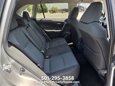Used 2025 Toyota RAV4 XLE FWD image 14