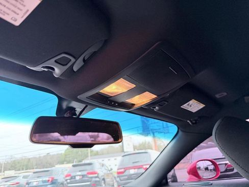 Used 2021 Dodge Challenger SXT w/ Driver Convenience Group image 17