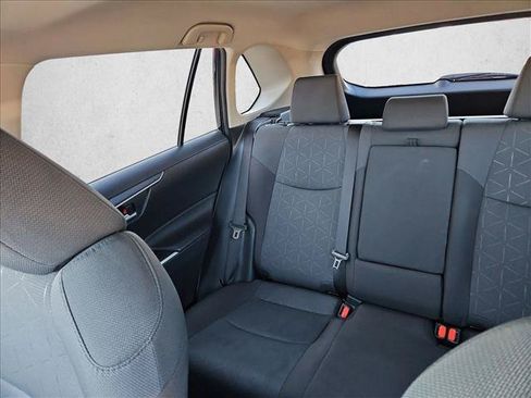 Used 2024 Toyota RAV4 XLE FWD image 6